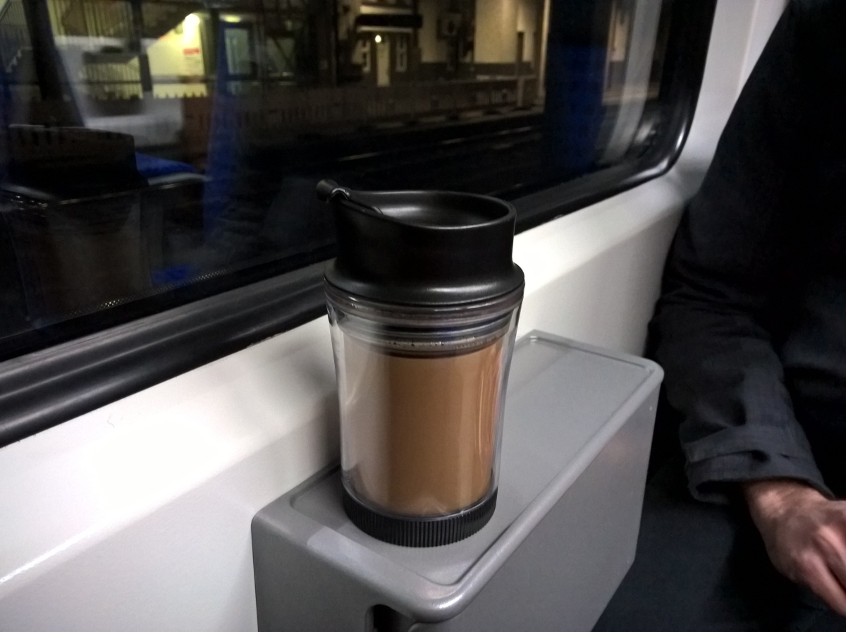 Kaffee in der S-Bahn