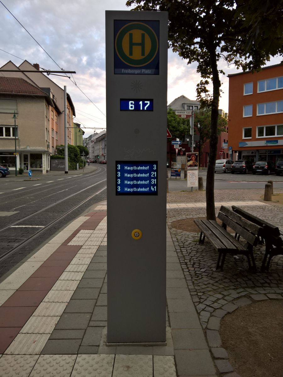 Strassenbahnhaltestelle