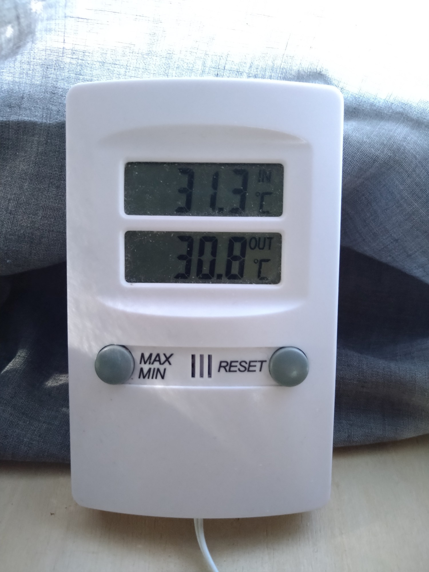 30 °C